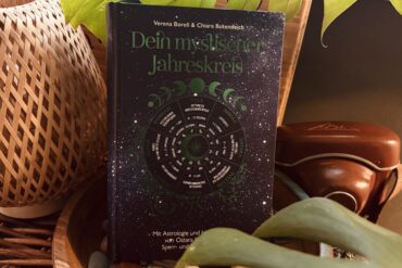 Dein mystischer Jahreskreis von Verena Borell und Chiara Butendeich